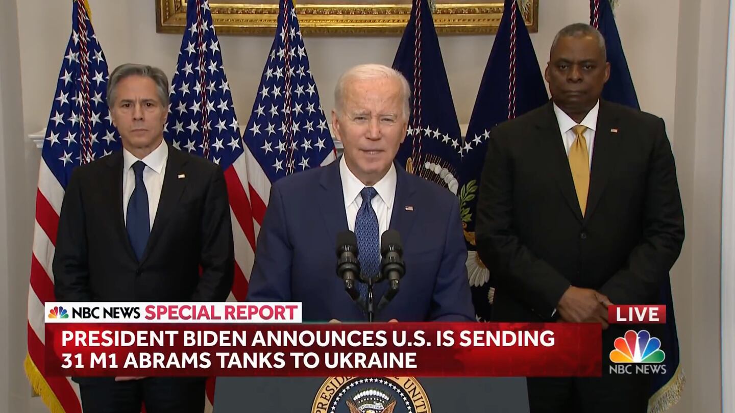 El presidente de los EU, Joe Biden, anunció que enviarán los tanques de apoyo a Ucrania