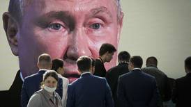 Oposición rusa jura enfrentar a Putin desde la cárcel o el exilio