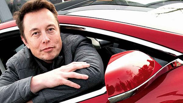 Elon Musk revela cuál es su coche favorito y es un modelo que ni siquiera está a la venta todavía