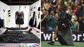 Serena Williams salió a la cancha con un lujoso traje cubierto de diamantes