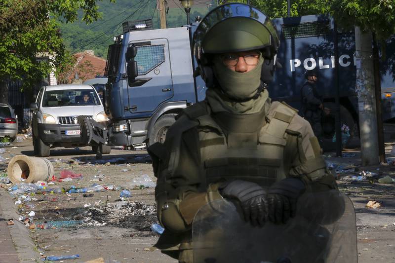 Hirieron a 30 soldados de la paz en Kosovo luego de un altercado contra etnias serbias