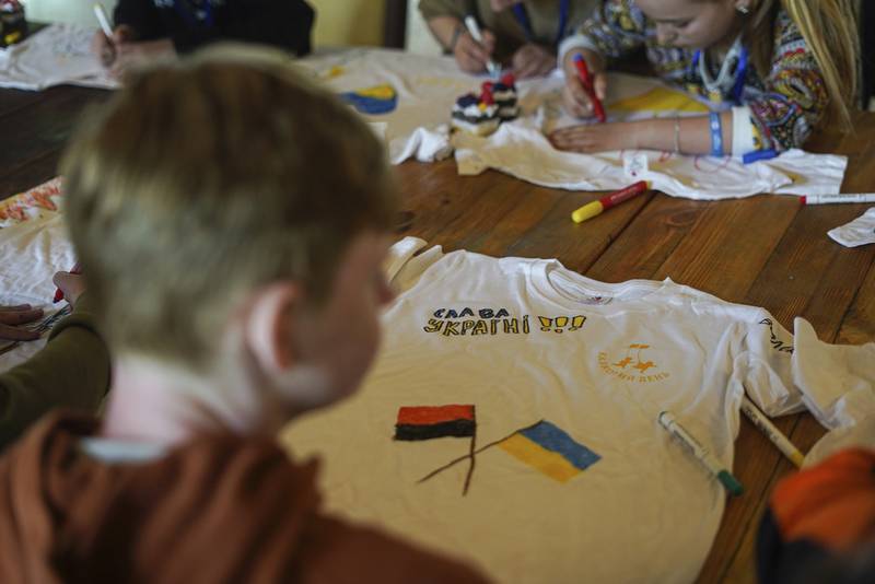 Niños-sobrevivientes-de-la-guerra-en-Ucrania-crecerán-con-cicatrices-psicológicas