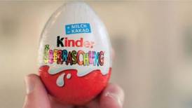 Retiran huevos “Kinder Sorpresa” en varios países de Europa: los vinculan a casos de salmonela