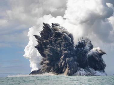 Los volcanes submarinos más espectaculares y peligrosos del mundo